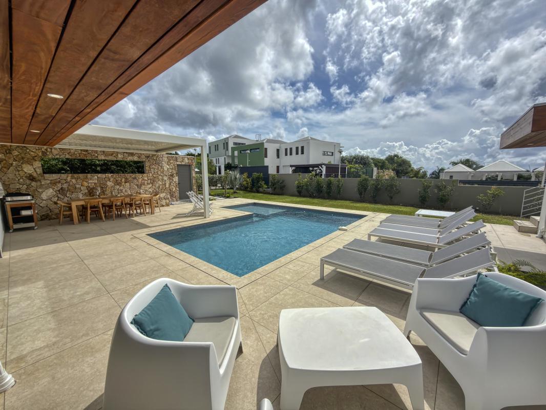 3.Location Villa piscine vue mer St François Guadeloupe_Piscine